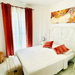  Apartamento La Pimentera Centro Histórico · 2 En El Casco Antiguo